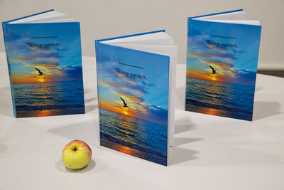 2023-07-26 Rasos Kochanauskaitės-Raižienės poezijos knygos „Tiesiog gyventi“ pristatymas