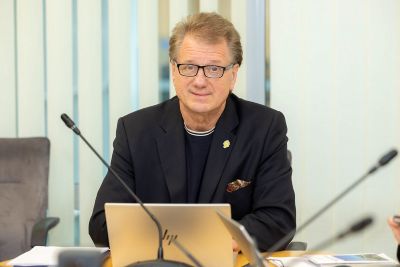 Priklausomybių prevencijos komisija pritarė vienkartinių elektroninių cigarečių draudimui