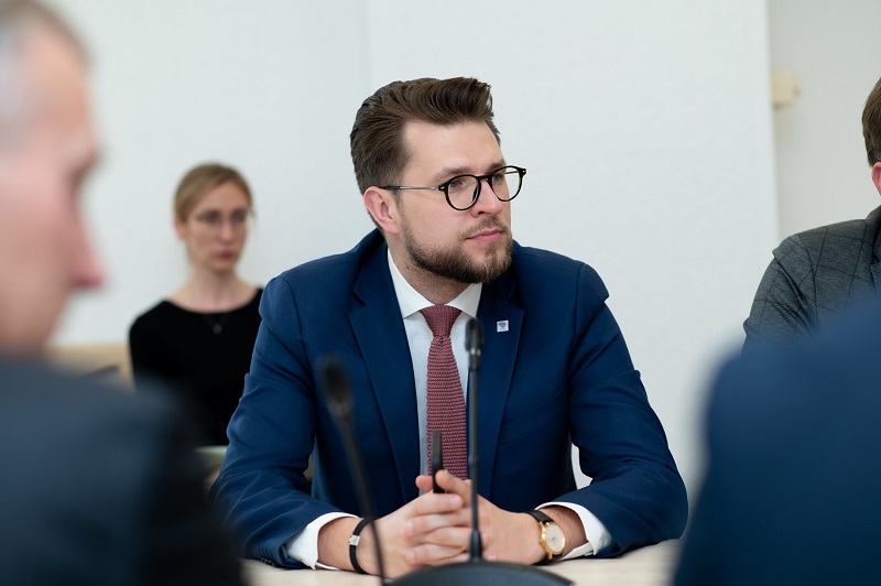 Seimas pritarė Demokratų frakcijos „Vardan Lietuvos“ iniciatyvai: visi pasiūlymai dėl azartinių lošimų reguliavimo bus svarstomi kaip vienas paketas