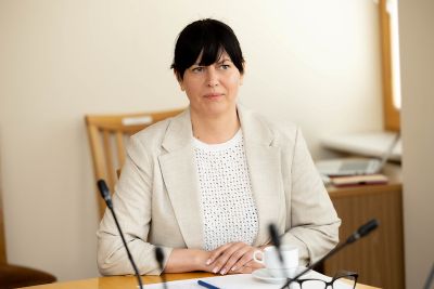 Asmenų su negalia teisių komisija vykdė parlamentinę kontrolę dėl pagalbos kriziniais atvejais asmenims, kurie dėl negalios ar sveikatos būklės negali likti namuose be artimųjų pagalbos
