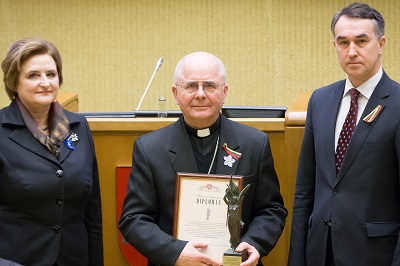 Arkivyskupui Sigitui Tamkevičiui įteikta Laisvės premija (2014-01-13)