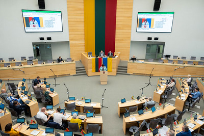 Seimas pratęsė pavasario sesiją iki liepos 14 d.
