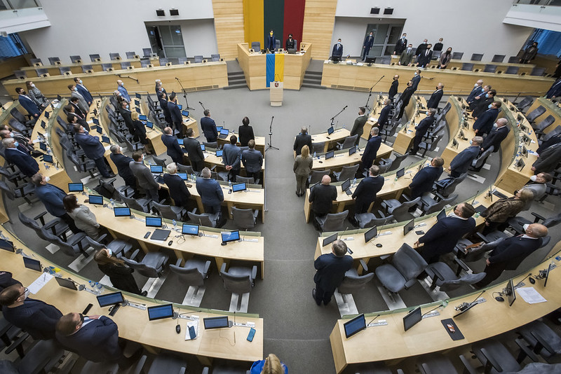 2022 02 24</br>Dėl Rusijos agresijos Ukrainoje Seimas susirinko į neeilinę sesiją