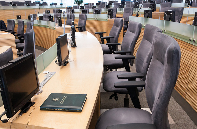 Seimo Liberalų sąjūdžio frakcijos pranešimas: „Seime pritarta liberalų siūlymui mažinti amžiaus kartelę iki 21-erių, kandidatuojant į Seimą“