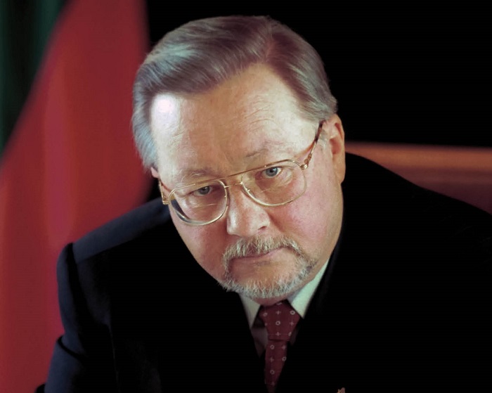 Vytautas_Landsbergis2_crop_700px.jpg