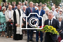 Okupacijos, genocido ir sovietmečio represijų aukų pagerbimo prie Naujosios Vilnios memorialo nuotraukos (2016 m. birželio 14 d.)