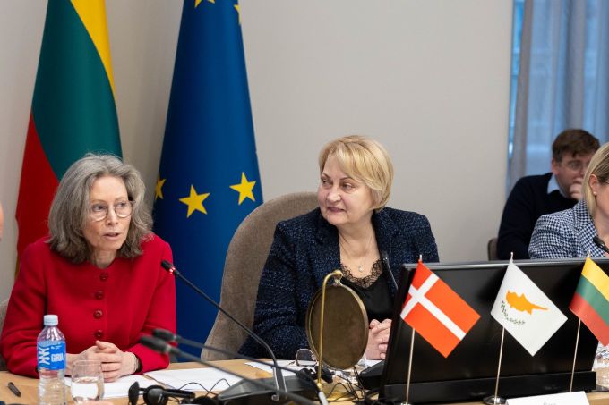 55040109932_eb71de30c2_k į vidų.jpg