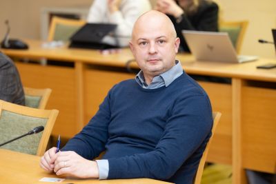 Seimo nario S. Gentvilo pranešimas: „Etikos sargams skundžiamas kuro akcizų svarstymas: balsuota už neregistruotas pataisas“