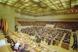 2001 m. sausio 13 d. iškilmingas posėdis, skirtas 10-osioms metinėms
