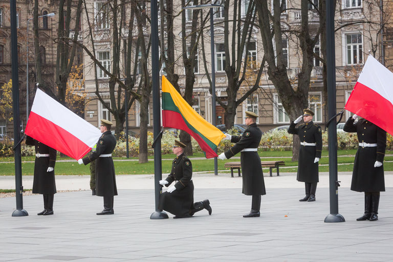 Į šventinius Kovo 11-osios renginius atvyksta Lenkijos delegacija (2022-03-09)