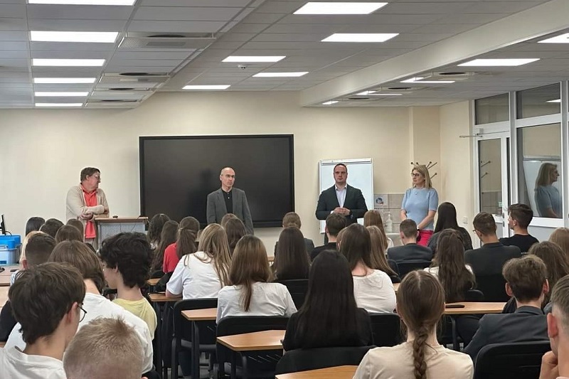 Seimo ir Pasaulio lietuvių bendruomenės komisija: „Amerikos lietuviai aktyviai remia Lietuvos mokyklas“