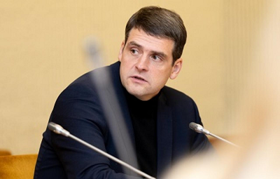 Seimo nario R. Žemaitaičio pranešimas: „Stiprinti gynybą, bet siekti taikos“