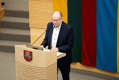 Lietuvos Nepriklausomybės Akto signataras Č. Juršėnas: „A. Stulginskis ir V. P. Andriukaitis yra signatarai, vienas pradėjo nepriklausomos Lietuvos valstybės kūrimą, kitas – klojo pamatus atkurtajai nepriklausomai II Lietuvos Respublikai
