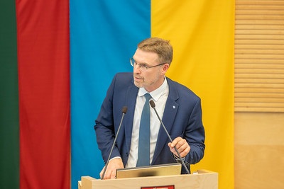 Seimo Demokratų frakcijos „Vardan Lietuvos“ pranešimas: frakcija kviečia susitikti kandidatus į ministrus ir premjerę: „Kabineto formavimas atrodo chaotiškai“