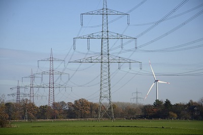 Šiaurės vakarų ir rytų elektros perdavimo tinklų sujungimo projektas pripažintas ypatingos valstybinės svarbos projektu