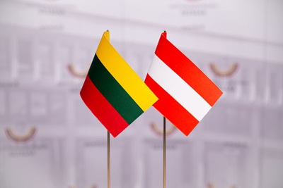 Seimo nariai V. Aleknavičienė ir K. Neimantas dalyvavo bendrame Baltijos šalių ir Austrijos parlamentarų susitikime