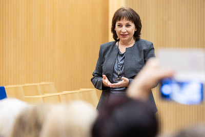 Seimo narės J. Zailskienės pranešimas: parlamentarė apie maisto kainas mokyklose: gėdinga, kad tiekėjai pelnosi vaikų sveikatos sąskaita
