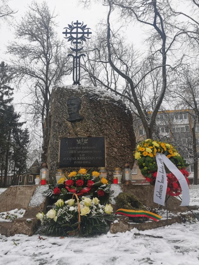 Krikštaponio paminklas Ukmergėje. V. Sinicos nuotr (002).jpg