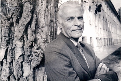 Seime bus pristatyta paroda „Laisvės troškimas. Lietuvos Nepriklausomybės Akto signataras Aloyzas Sakalas (1931–2022)“