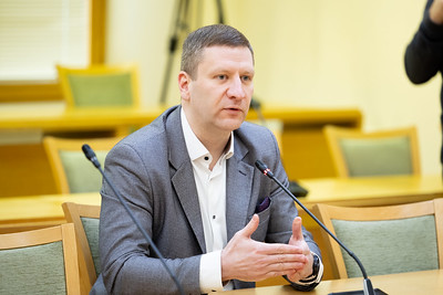 Seimo nario S. Kairio pranešimas: ateityje valstybinių brandos egzaminų galėtų išvis nebebūti