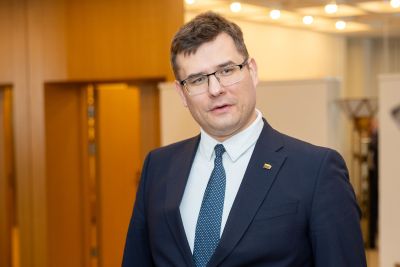 Seimo nario L. Kasčiūno pranešimas: „Teismo verdiktas: nustatytos lietuvių kalbos mokymo apimtys prieštarauja Švietimo įstatymo nuostatai“