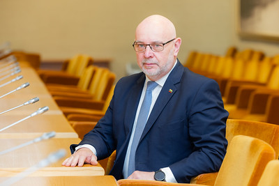 Seimo nario A. Radvilavičiaus pranešimas: Seime – raginimas „ištaisyti klaidą“, kad žmonės vėl galėtų remti mokyklas, darželius