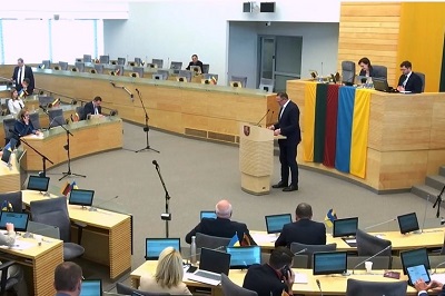 Seimas svarstys siūlymą Ukrainoje kovojančius ir savanoriaujančius Lietuvos gyventojus atleisti nuo Privalomojo sveikatos draudimo skolų