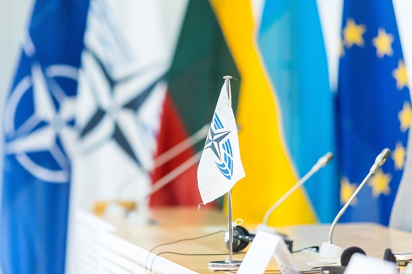 The NATO PA unanimously adopted the Declaration on ‘Standing with Ukraine’ calling for moving to a ‘forward defence’ posture, including the permanent deployment of a significant number of troops and equipment along NATO’s Eastern flank


