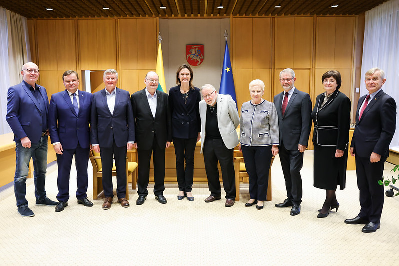 2021 09 22</br>Seimo Pirmininkės V. Čmilytės-Nielsen susitikimas su buvusiais Seimo Pirmininkais