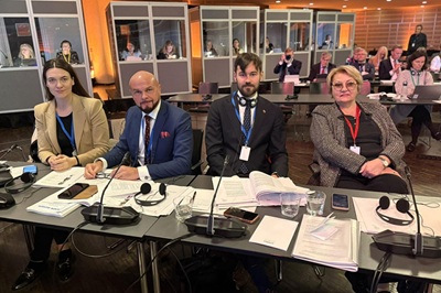 Europos reikalų komiteto narių delegacija COSAC: „ES atsakas į hibridines grėsmes - vieninga gynyba ir atsparios prekybos ateitis“