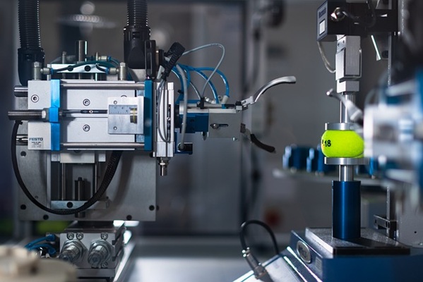 Mokslinius tyrimus ir eksperimentinę plėtrą vykdantys startuoliai galės 10 metų pretenduoti į valstybės paramą