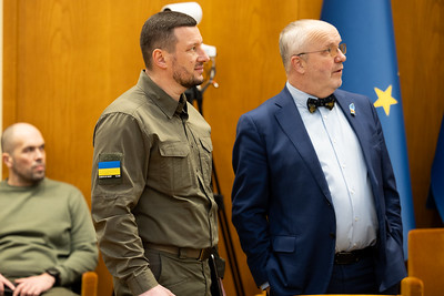 TV apžvalgoje „Seimo savaitė“: negalią turinčiųjų įsidarbinimo galimybės, ekspertų pastabos dėl Lietuvos saugumo, bei Seimo kanceliarijos efektyvumui reikšmės turėsianti apklausa