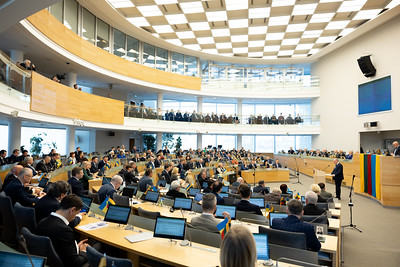 Seimas paminėjo pirmosios Vyriausybės po Nepriklausomybės atkūrimo veiklos 35-metį