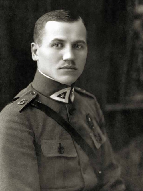 2021-G15_KTUB_Škirpa_3x4_500px.jpg