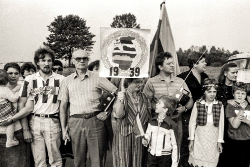 Paroda „Bunda jau Baltija“