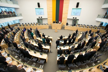 Seimas rezoliucija pagerbė „Keturiasdešimt penkių pabaltijiečių memorandumo“ signatarus (pranešimas žiniasklaidai, 2019 m. rugpjūčio 22 d.)