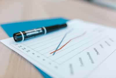 Seimo Žmogaus teisių komitetas: 2025 m. fiksuotas didžiausias skundų dėl galimos diskriminacijos skaičius – būtina stiprinti lygių galimybių politikos įgyvendinimą