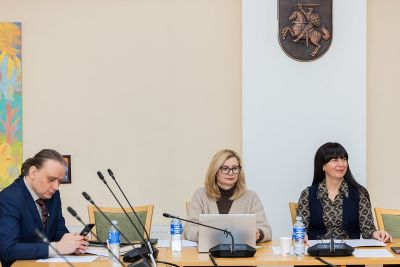 Asmenų su negalia teisių komisija tęsia parlamentinę kontrolę dėl pagalbos kriziniais atvejais asmenims, kurie dėl negalios ar sveikatos būklės negali likti namuose be artimųjų pagalbos

