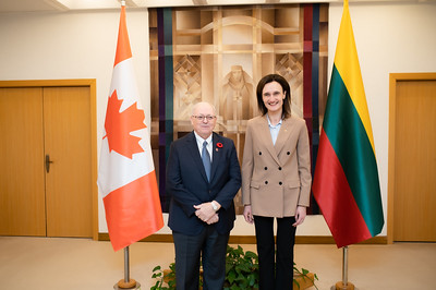 2022 11 09</br>Seimo Pirmininkės Viktorijos Čmilytės-Nielsen susitikimas su Kanados Senato Pirmininku Džordžu Fiurejumi (George J. Furey).