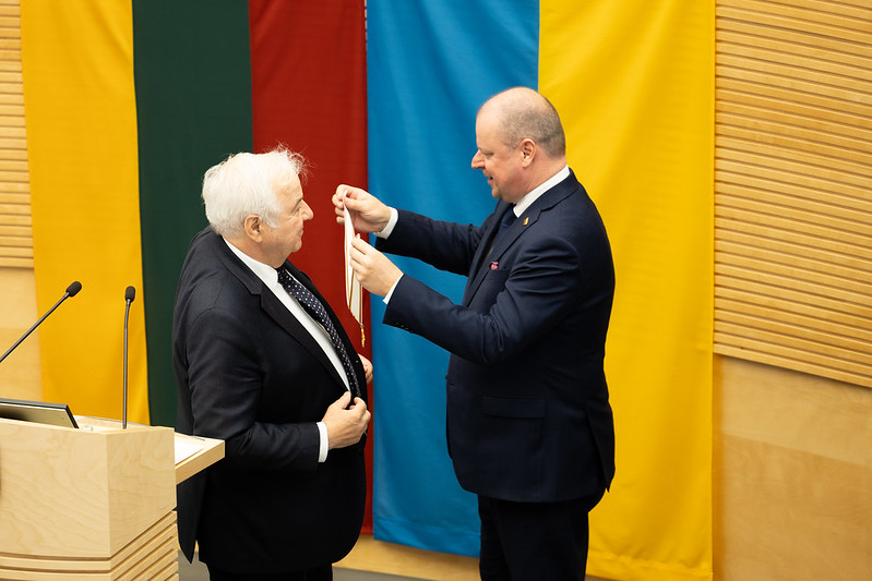 2025 m. laureatas Moldovos mokslų akademijos narys V. Matei