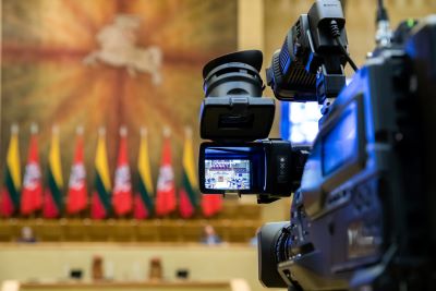 Dėl žurnalistų darbo Laisvės gynėjų dienos 35-mečio minėjimo renginiuose