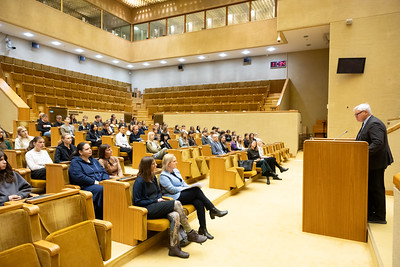Seimo Ateities komiteto pranešimas: „Socialinė politika 2050: idėjos Lietuvai“ – moksleiviai pristatė, kokia turėtų būti socialinė politika ateityje“