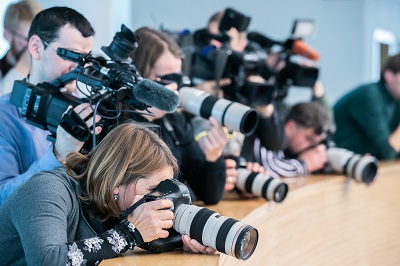 Dėl žurnalistų darbo iškilmingame Sąjūdžio 35-mečio ir Sąjūdžio dienos minėjime