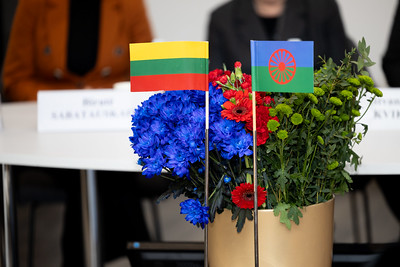 Seimo Žmogaus teisių komiteto pranešimas: paminėta Tarptautinė romų diena – diskriminacija kyla iš nepažinimo