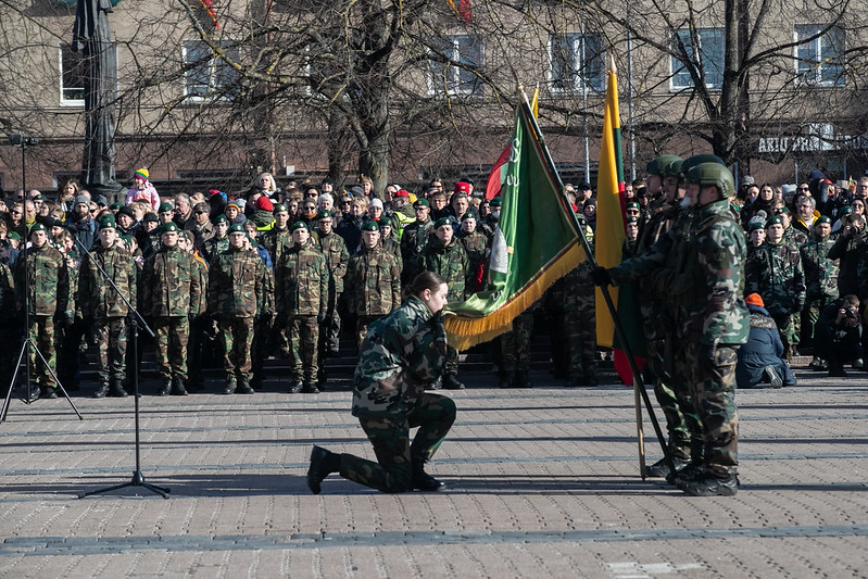 2022 03 11</br>Naujųjų Lietuvos šaulių sąjungos narių priesaikos ceremonija Nepriklausomybės aikštėje